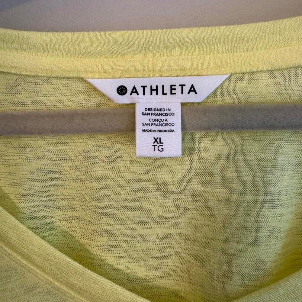 Yellow Athleta T-shirt brand new - Picture 2 of 6